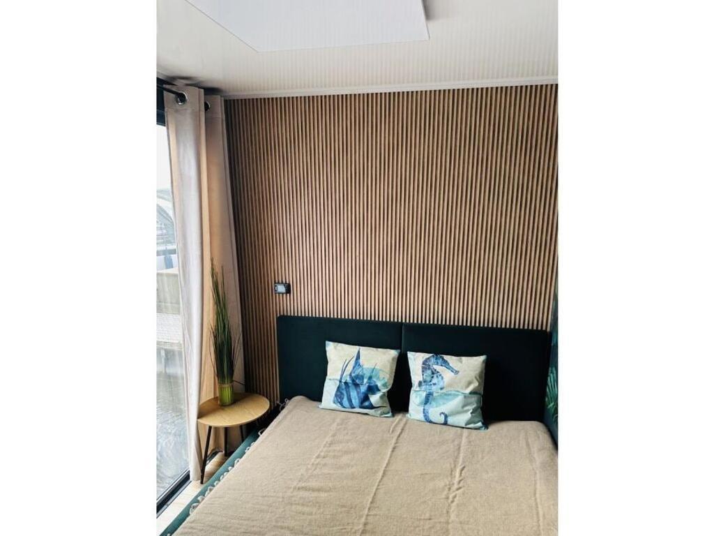 Premium Houseboat Blue Lagoon * Lubeck