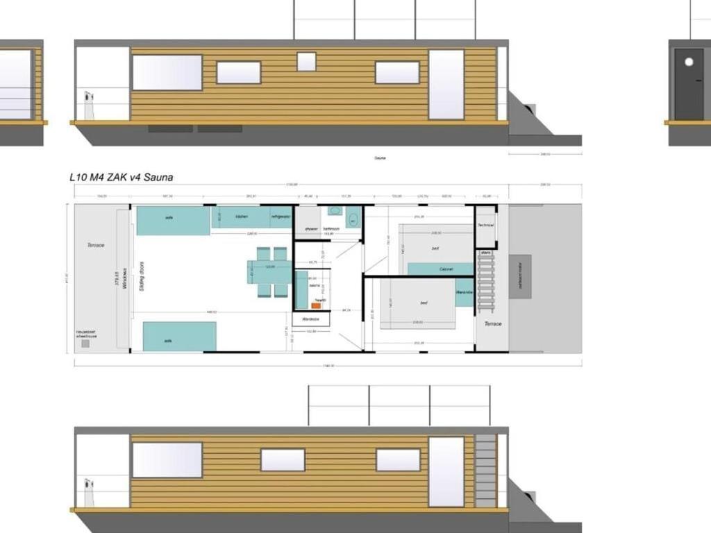Botel Premium Houseboat Blue Lagoon *